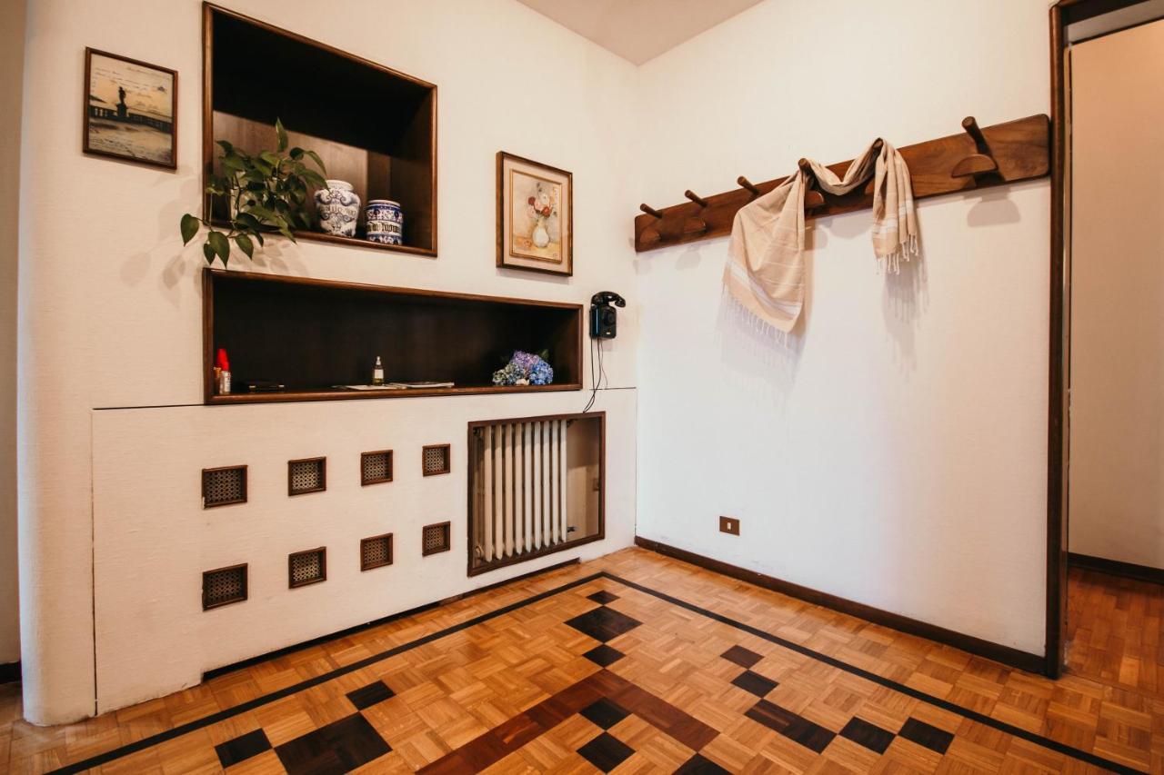 Library Apartment - Villa Candela Стреза Экстерьер фото